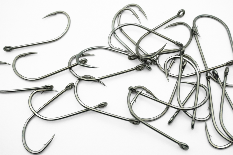 Load image into Gallery viewer, Mustad Light Game 9179 Hook - 25 Pack
